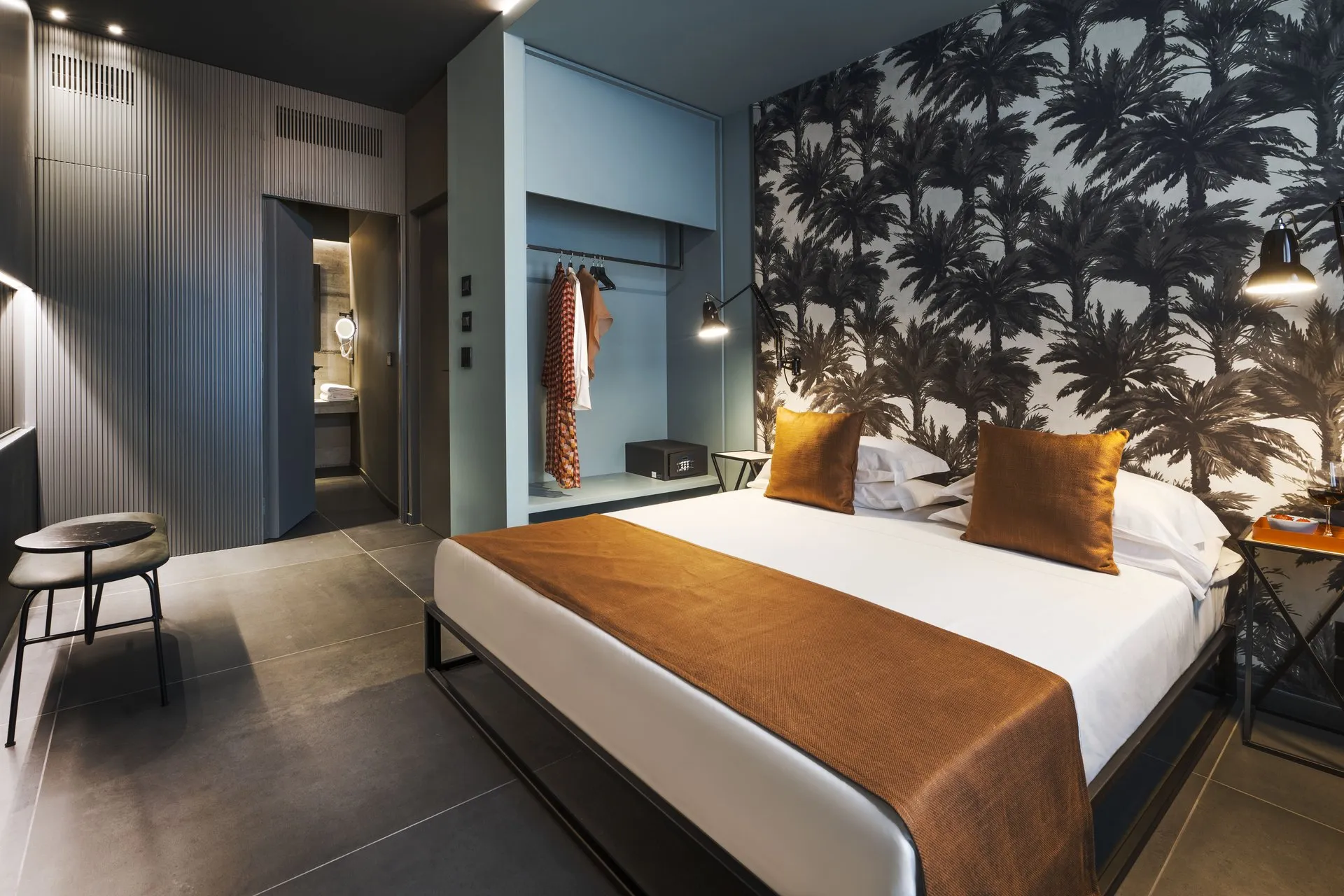 suite con vasca e doccia Catania Smart Hotel